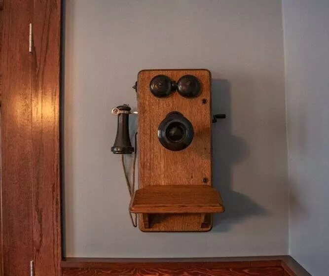 The Urstad House B&b