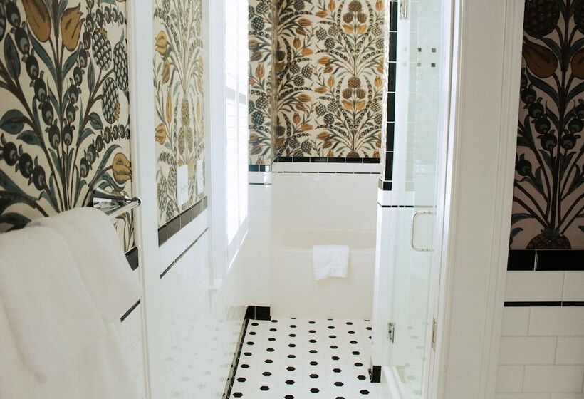 مبيت وإفطار Mary S Land Farm