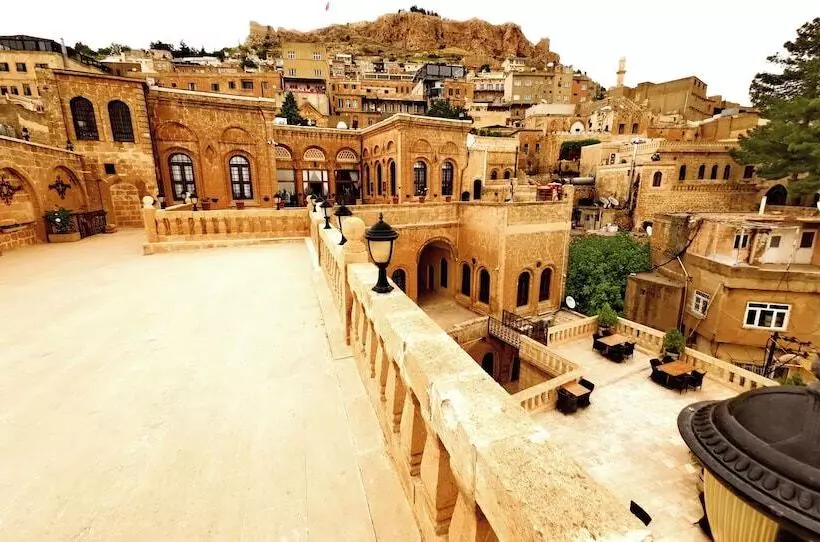 تختخواب و صبحانه Ulubey Konagi