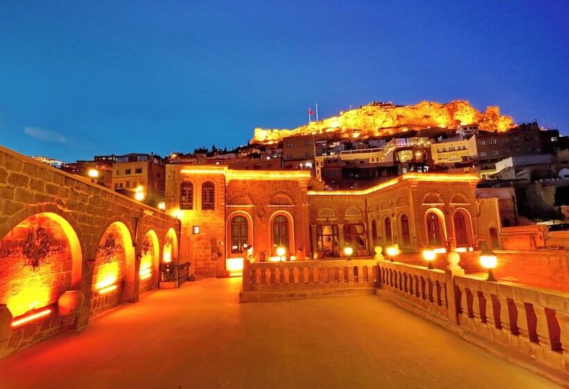 تختخواب و صبحانه Ulubey Konagi