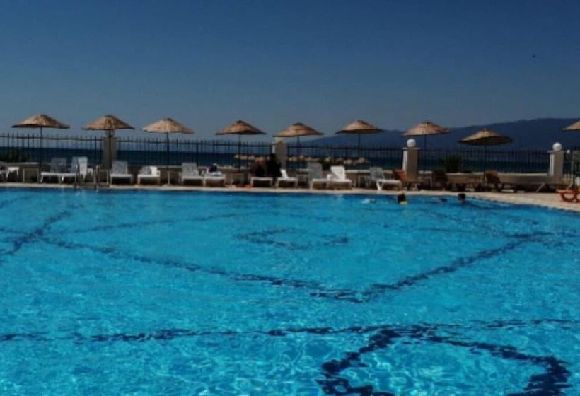 בית מלון כפרי Afytos ã–ren Beach Prestä°j