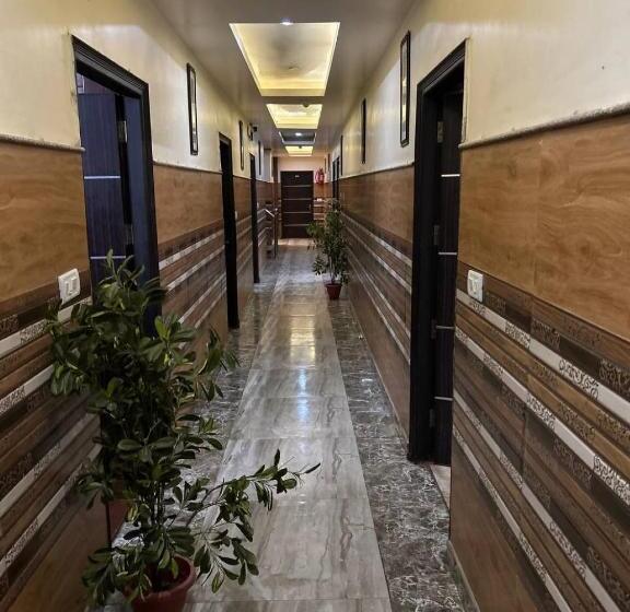 The Etiler Hotel , Katra