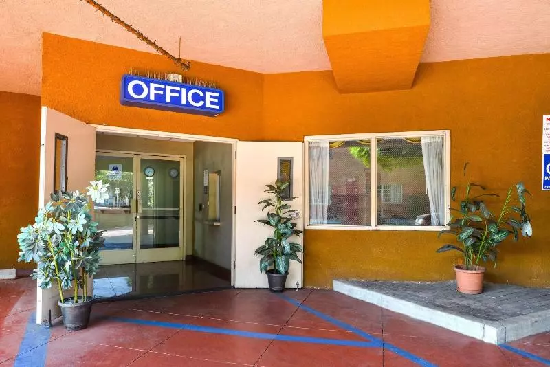 ホテル H3 Inn & Suites Lax Airport Los Angeles