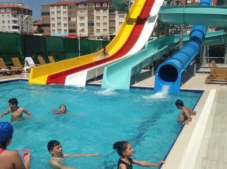 ホテル Mehmetoğulları Thermal Resort