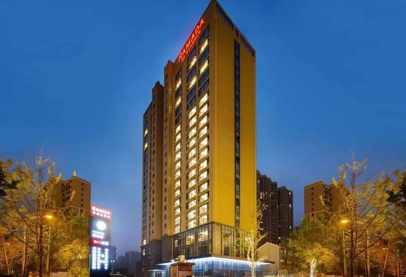 هتل Ramada By Wyndham Wuhan Hankou