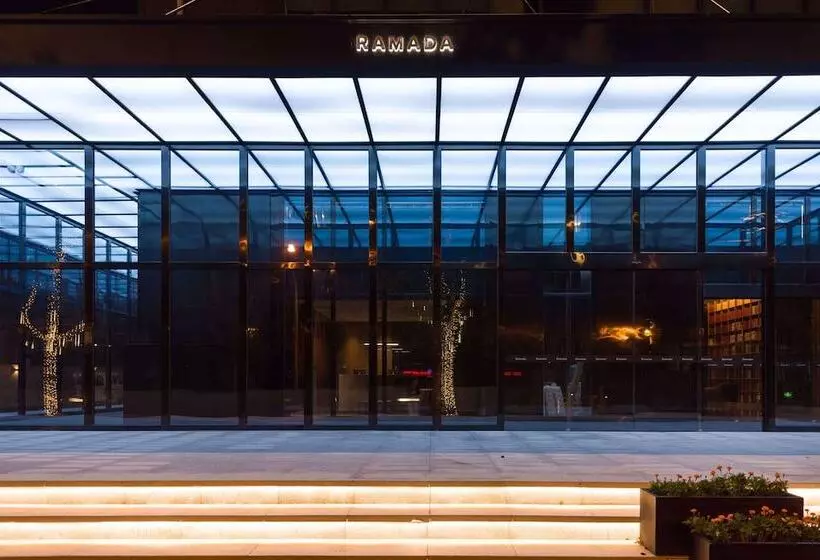 هتل Ramada By Wyndham Wuhan Hankou