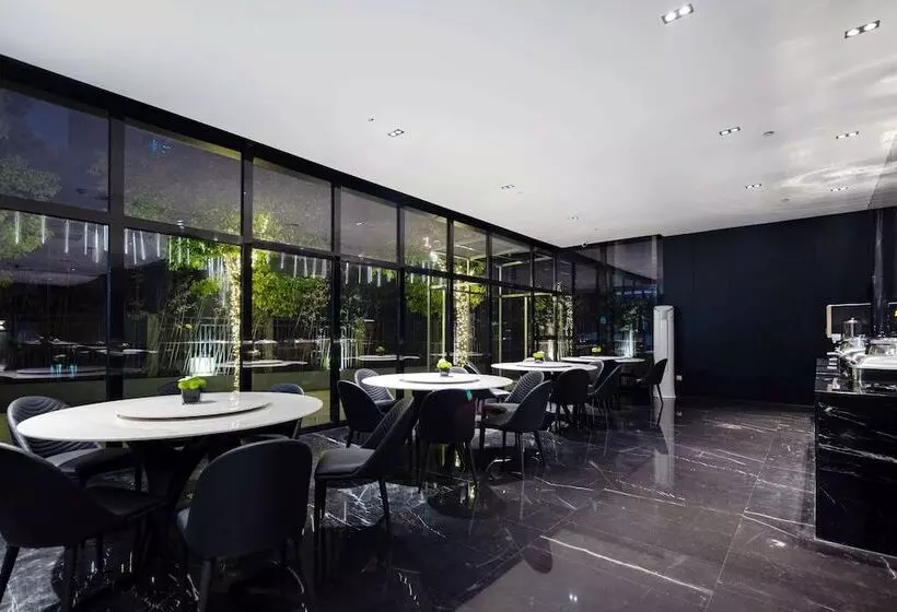 هتل Ramada By Wyndham Wuhan Hankou