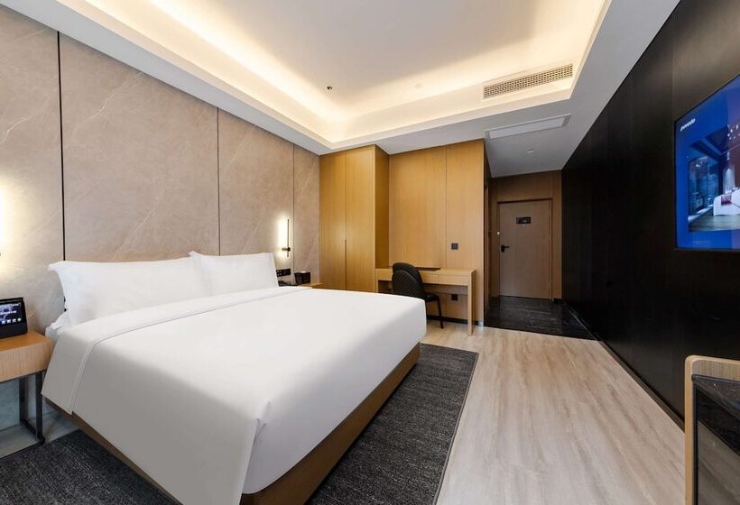 Hotel Ramada By Wyndham Wuhan Hankou