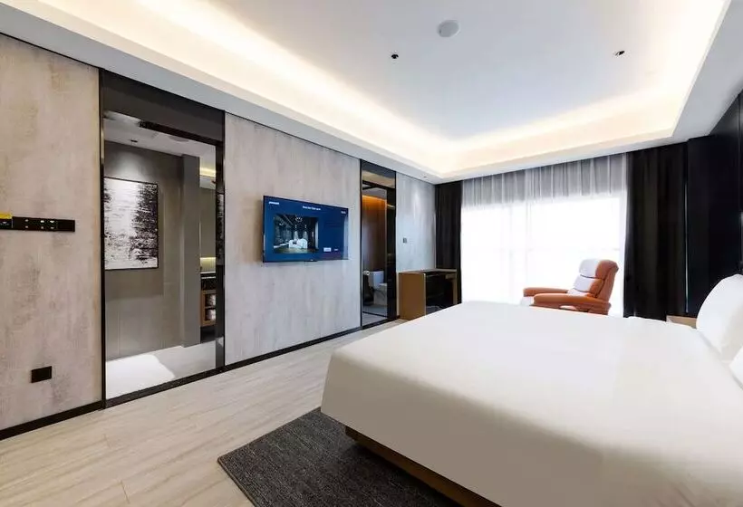 هتل Ramada By Wyndham Wuhan Hankou