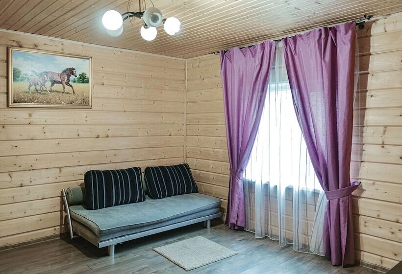 בית מלון כפרי Recreation Center Lesnaya