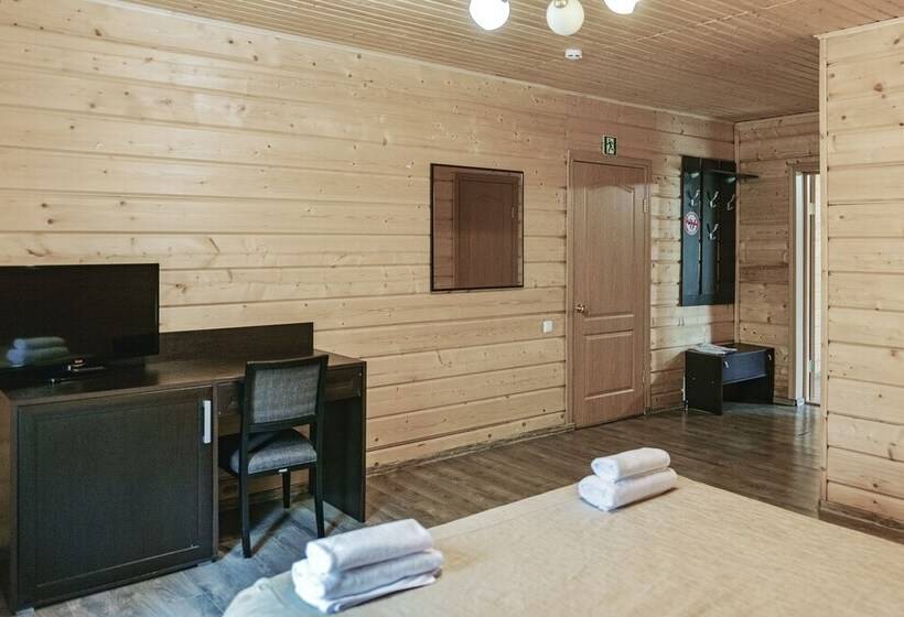 בית מלון כפרי Recreation Center Lesnaya