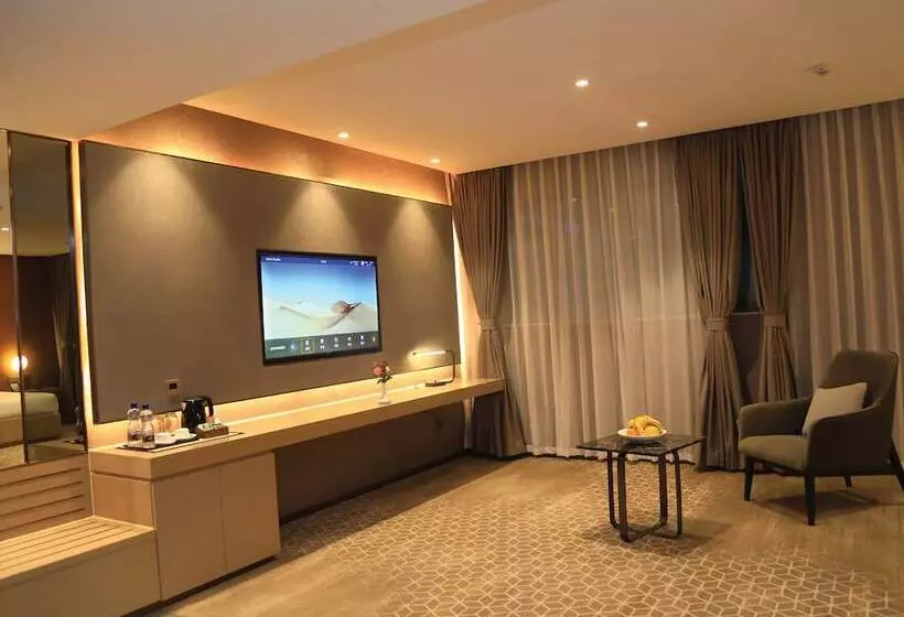 هتل Skylight In Terminal