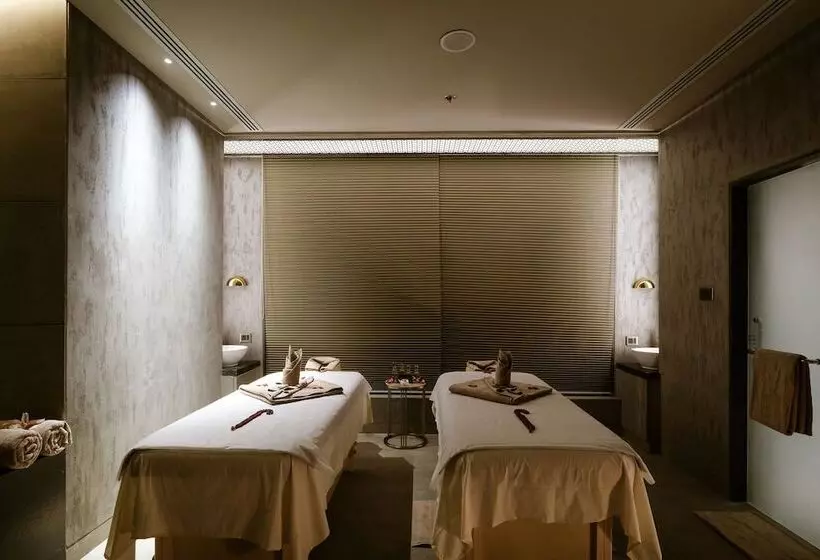 Hotelli The Park Indore