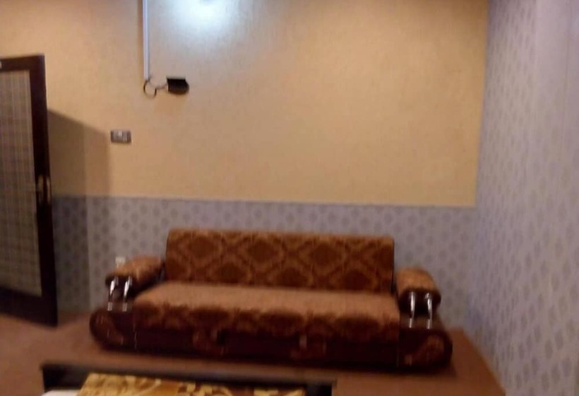 هتل Zara Residence