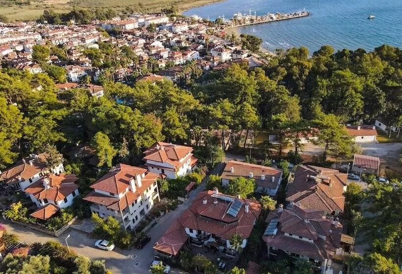 Liya Boutique Hotel & Suites