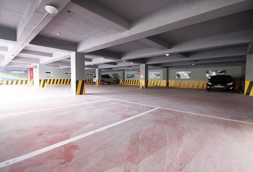 מוטל Andong Hotel Gung