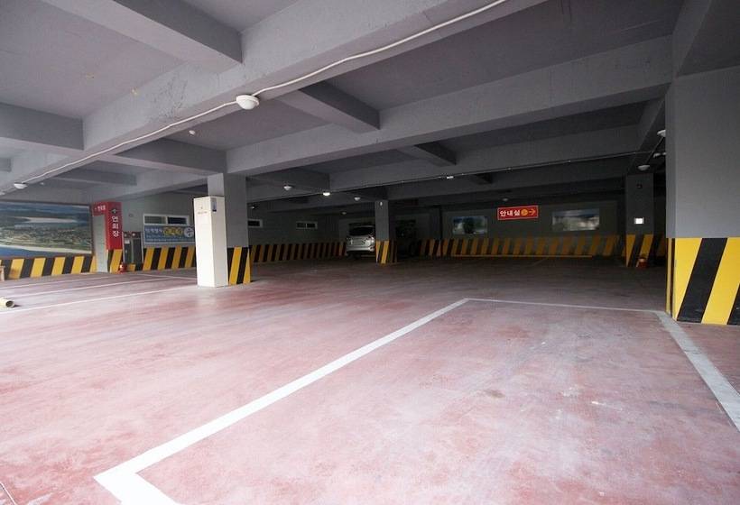 מוטל Andong Hotel Gung