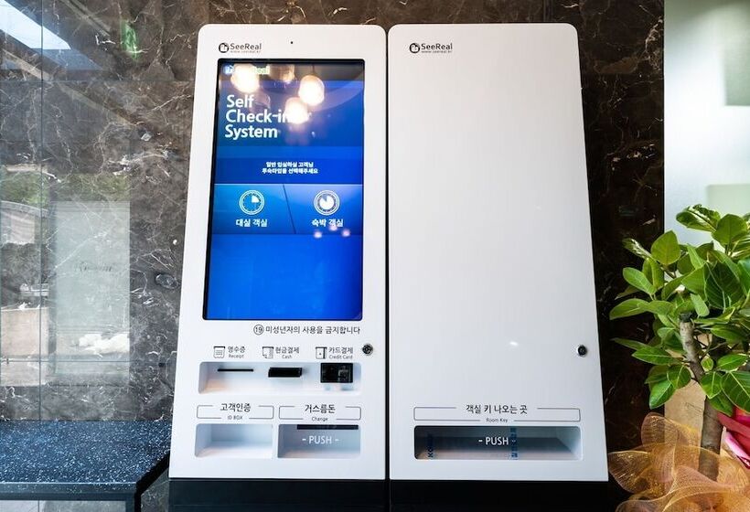 מוטל Pocheon For You