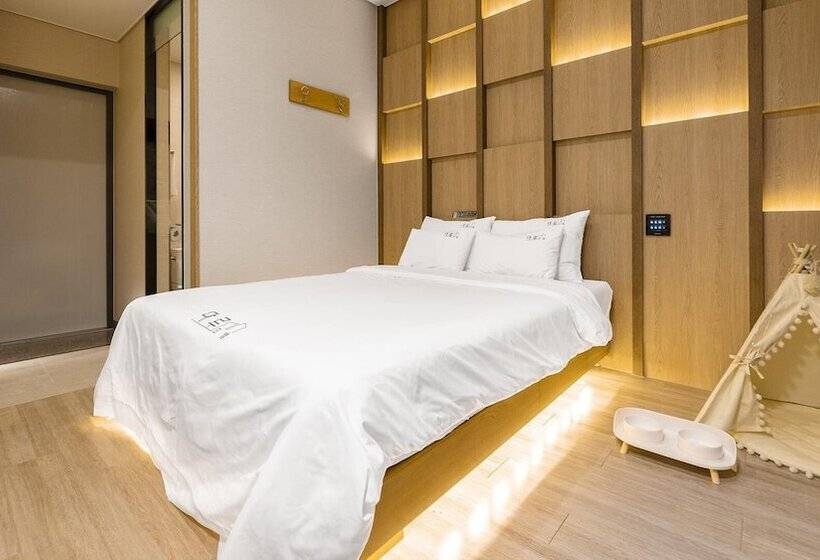 Pensionat Jeju Maru Hotel & Cafe