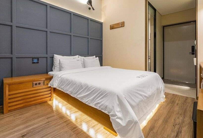 Pensionat Jeju Maru Hotel & Cafe