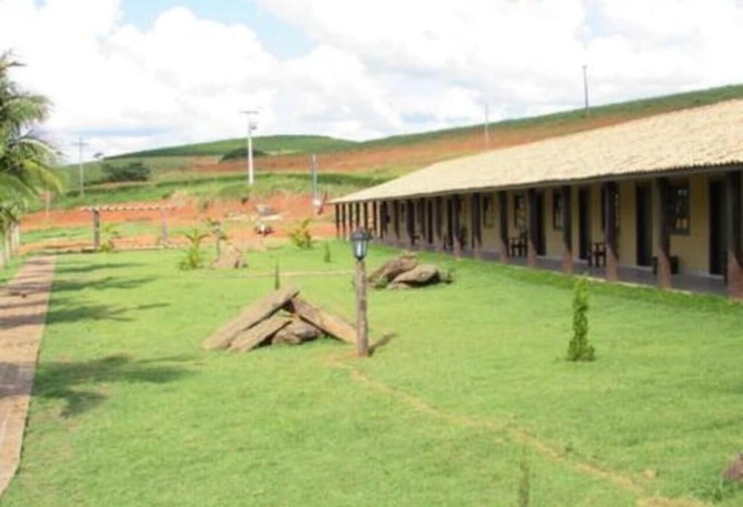 فندق Fazenda Topada