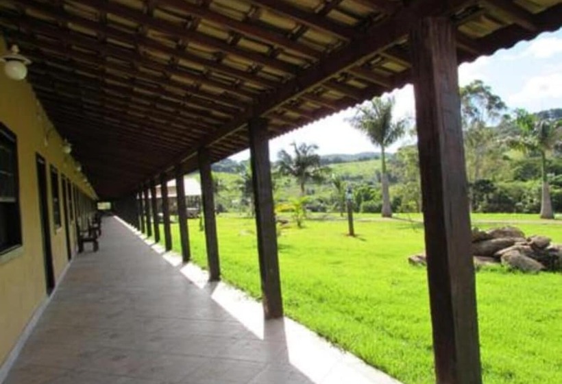 فندق Fazenda Topada
