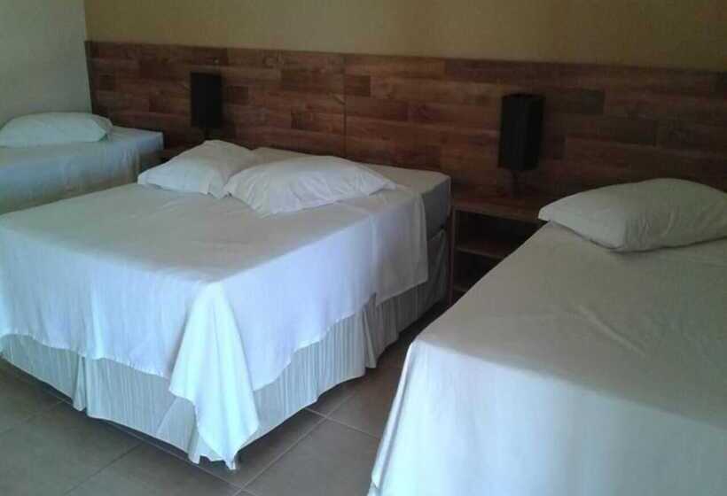 فندق Fazenda Topada