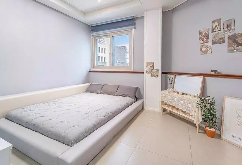 پانسیون Yeosu Lime Hostel