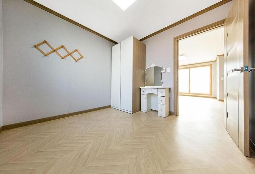 Muchangpo Chamjoeun Pension