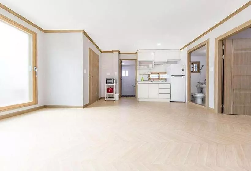 Muchangpo Chamjoeun Pension