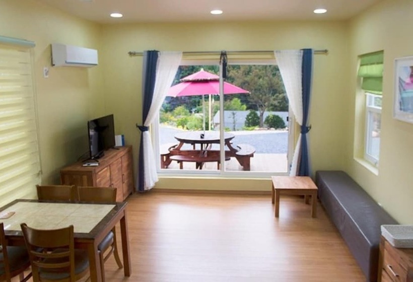 Danyang Sobaeksanganeungil Pension