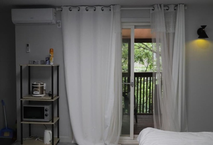 Gapyeong Calbongsanokeuvalley Pension