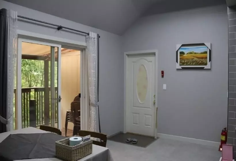 Gapyeong Calbongsanokeuvalley Pension