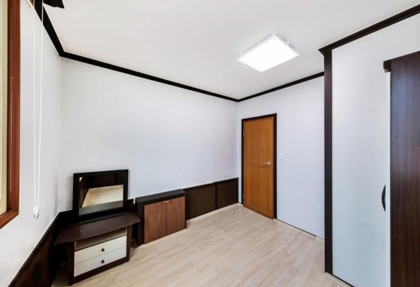 Geojedo Nulpureun Pension