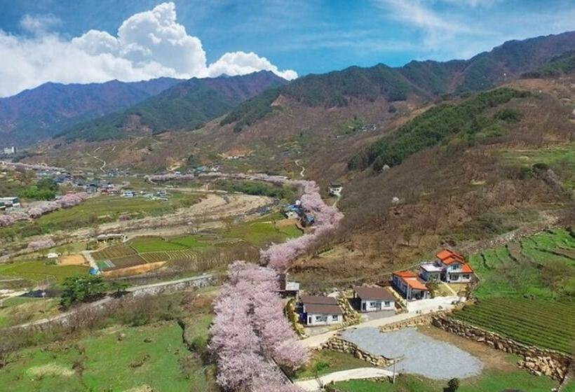 Hadong Doredore Pension