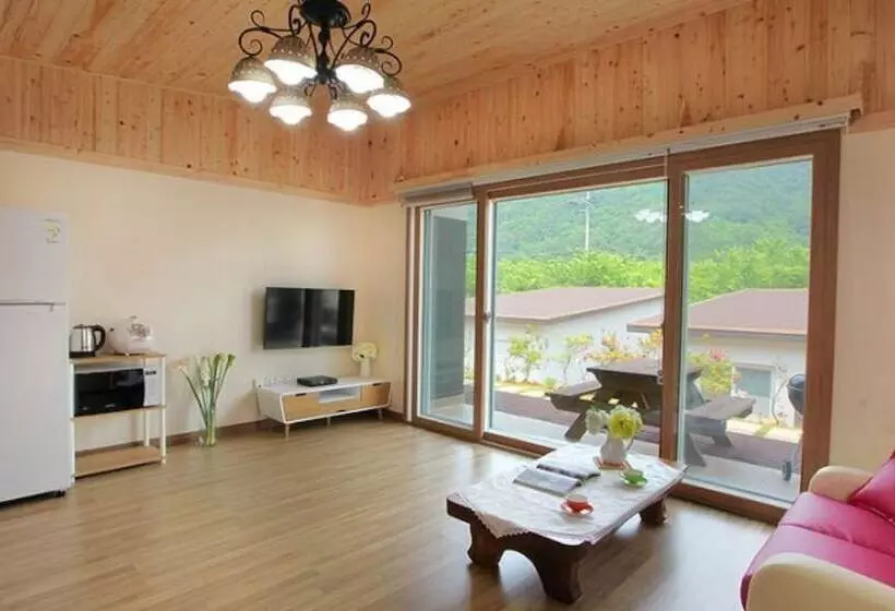 Hadong Doredore Pension