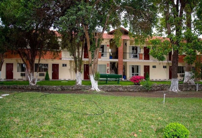 호텔 Fiesta Mexicana