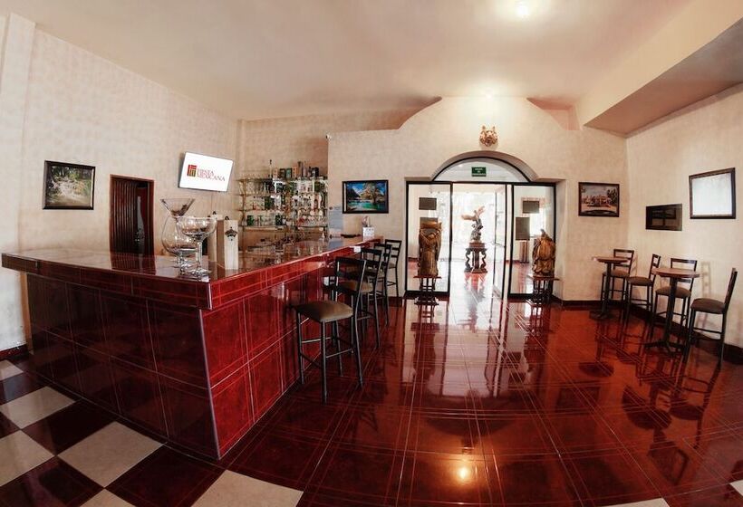 호텔 Fiesta Mexicana