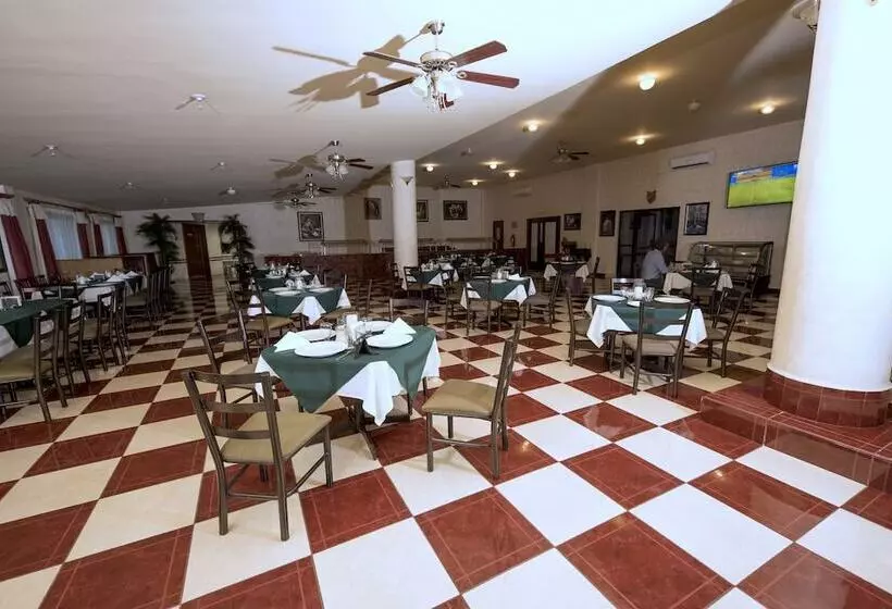 Hotelli Fiesta Mexicana