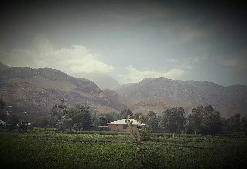 هتل Hindukush Heights