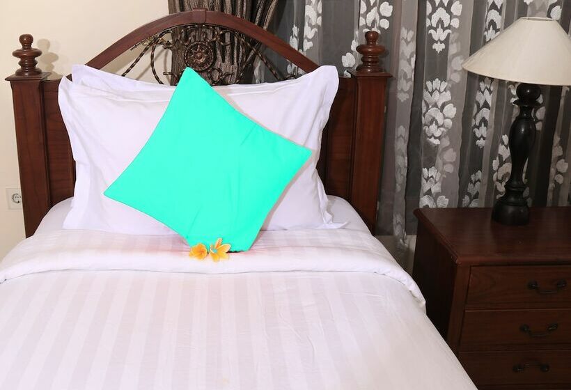 בית מלון כפרי Inan Boutique Suites Syariah By Ziri