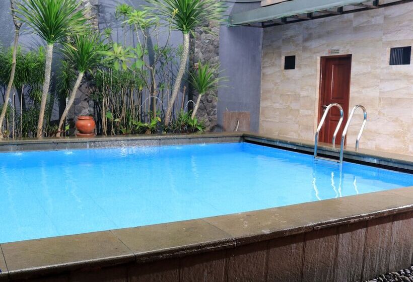 בית מלון כפרי Inan Boutique Suites Syariah By Ziri