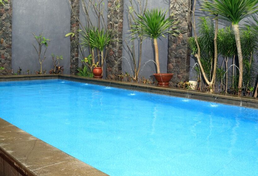 בית מלון כפרי Inan Boutique Suites Syariah By Ziri