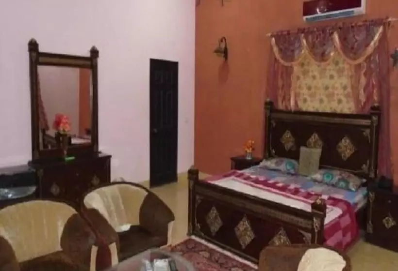 هتل Royal Guest And Farm House