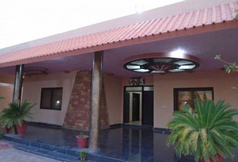 Otel Royal Guest And Farm House