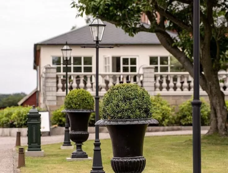 Hotelli Villa Brunnby