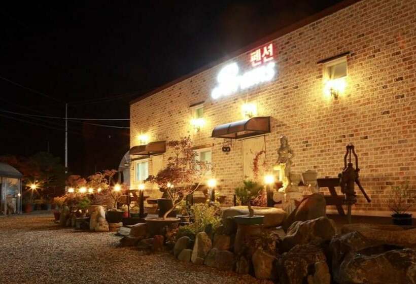 Jeongeup Brahms Pension A