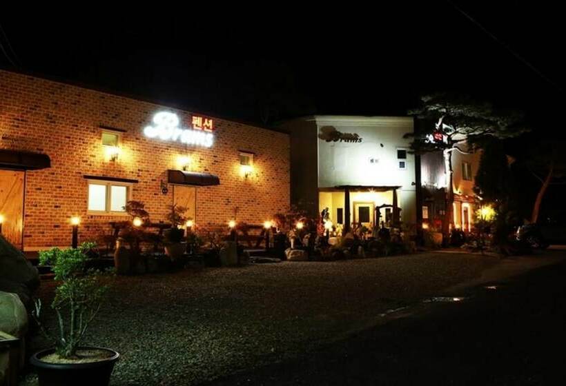 Jeongeup Brahms Pension A