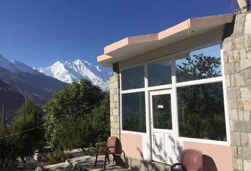 پانسیون The Hunza Executive Resort