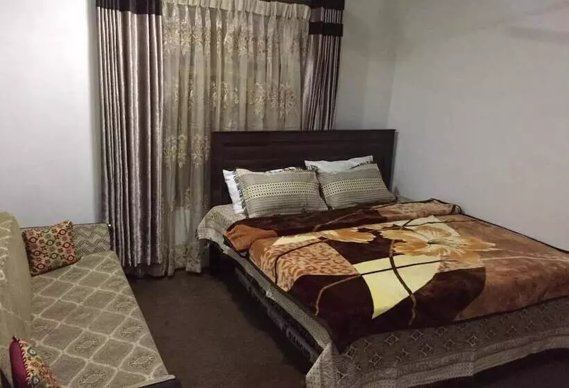 پانسیون The Hunza Executive Resort